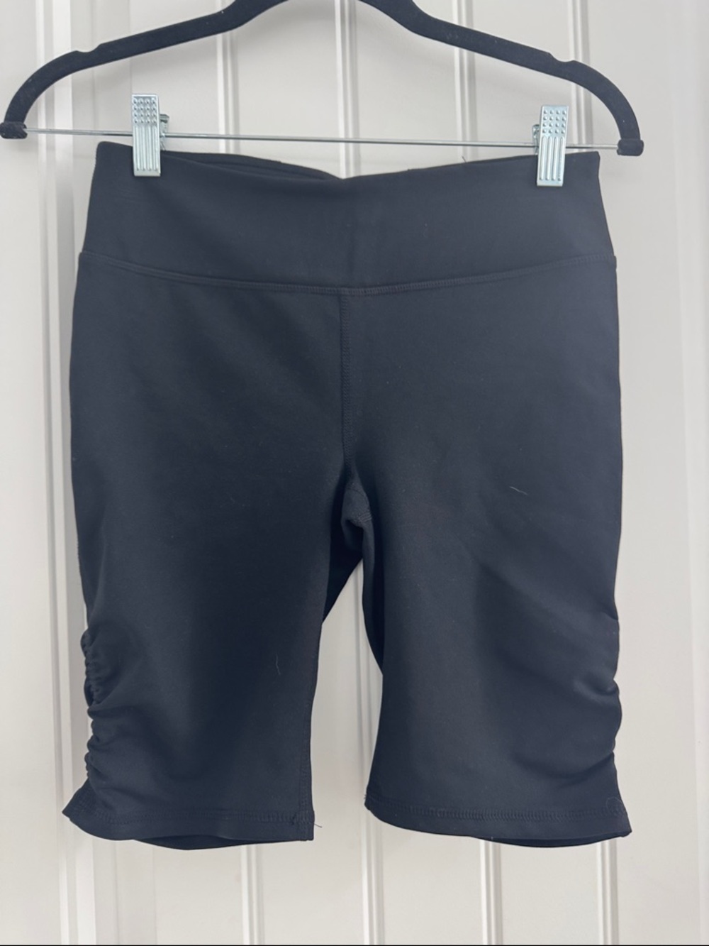 GAIAM Black High-Rise Bike Shorts with Subtle Side Ruching